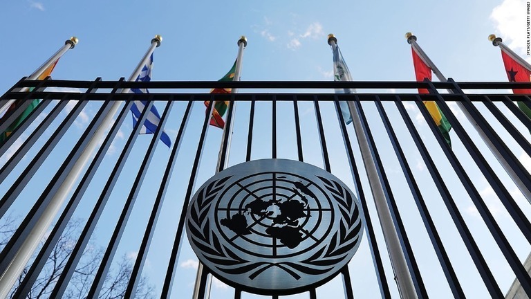 創設７５年を迎える国連の実績について先進１４カ国で実施された世論調査によれば、新型コロナウイルスや気候変動など主要８分野で過半数が国連の対応を評価している/Spencer Platt/Getty Images