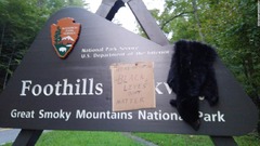 米国立公園のゲートに反ＢＬＭの掲示、当局捜査
