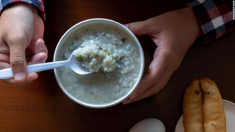 園児の食事に毒を混入したとして教諭に死刑判決が言い渡された/yipengge/Getty Images