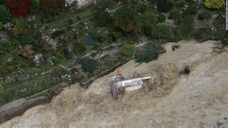 フランス南東部サン・マルタン・ベジュビーで発生した洪水の様子/VALERY HACHE/AFP via Getty Images