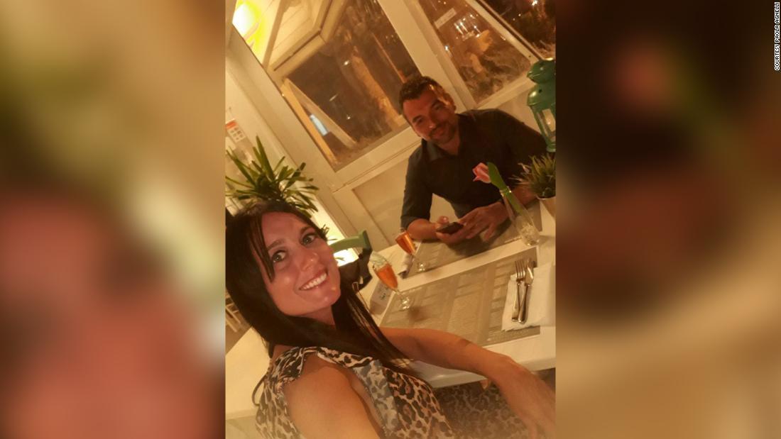 Cnn Co Jp コロナ禍の ロミオとジュリエット 隔離で見そめ婚約 伊 Cnn Co Jp コロナ禍の ロミオとジュリエット 隔離で見そめ婚約 伊