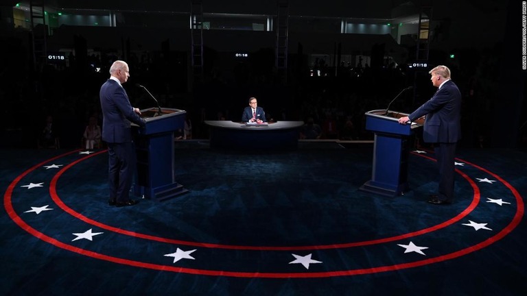 米大統領選候補者による２回目の討論会の中止が発表された/Olivier Douliery/Pool/Getty Images