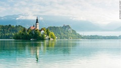 第６位：ブレッド湖（スロベニア）