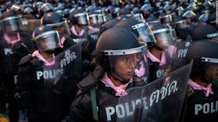 タイ、抗議抑え込み狙い緊急措置　民主派デモの指導者逮捕　