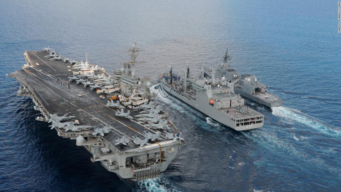 2015年の軍事演習「マラバール」の様子/Chad M. Trudeau/US Navy