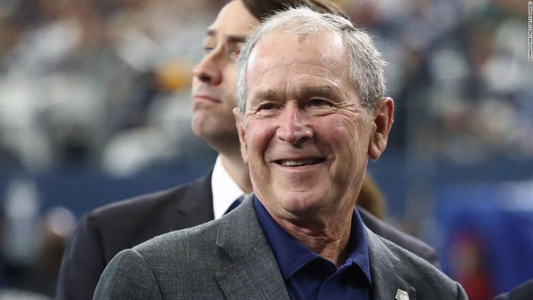 ジョージ・Ｗ・ブッシュ元大統領。当選が確実となったバイデン前副大統領に祝意を伝えた/Ronald Martinez/Getty Images
