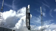 スペースＸ、ファルコン９の打ち上げ成功　今年２５回目