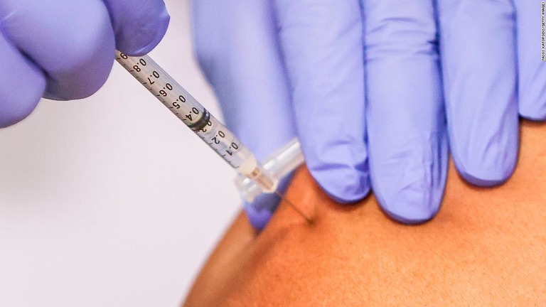 米ＦＤＡの諮問委員会がモデルナの新型コロナワクチンの使用を勧告した/Tasos Katopodis/Getty Images