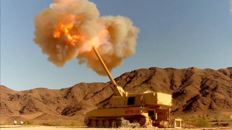 米陸軍が試作段階のカノン砲で７０キロ先の目標に誘導弾を命中させることに成功した/Dept. of Defense