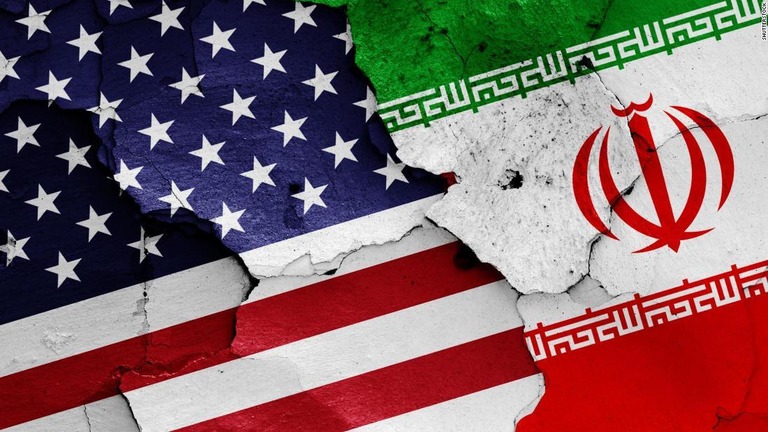 ペルシャ湾で米国とイランの間の緊張が高まっている/Shutterstock