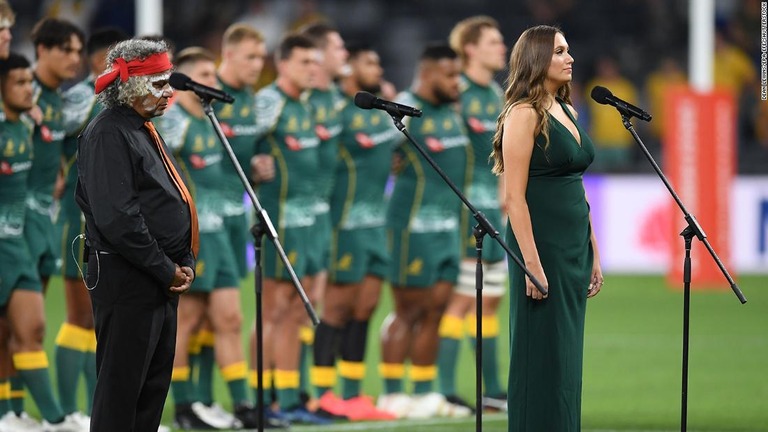 シドニーで行われたラグビーの試合ではエオラ語で国歌が斉唱された＝２０２０年１２月５日/Dean Lewins/EPA-EFE/Shutterstock