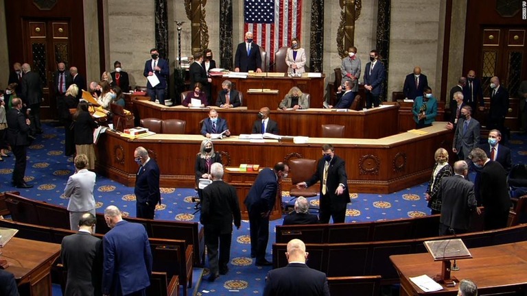 米連邦議会の上下両院合同会議が投票結果の確認作業を再開した/House TV