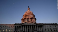 米議会、バイデン氏勝利確定　トランプ氏支持者の暴徒化で票の集計遅延