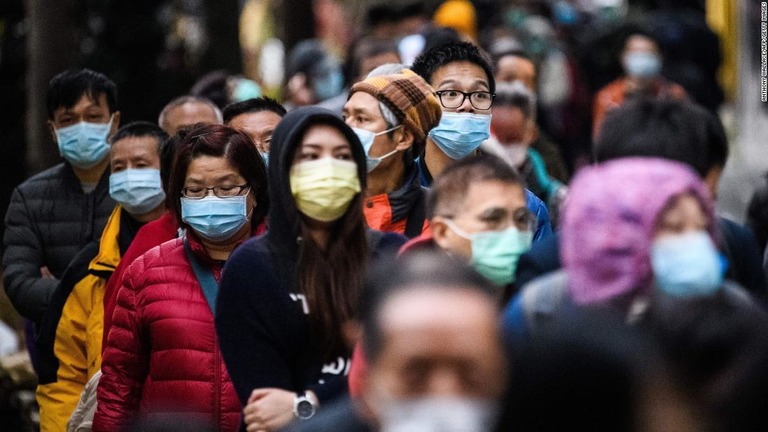 報告書の著者は新型コロナウイルスが警鐘の役割を果たし得るとも指摘している/Anthony Wallace/AFP/Getty Images