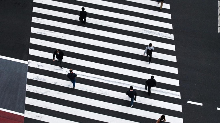 日本の昨年１０～１２月期の国内総生産（ＧＤＰ）成長率が市場予測を大幅に上回った/CHARLY TRIBALLEAU/AFP via Getty Images