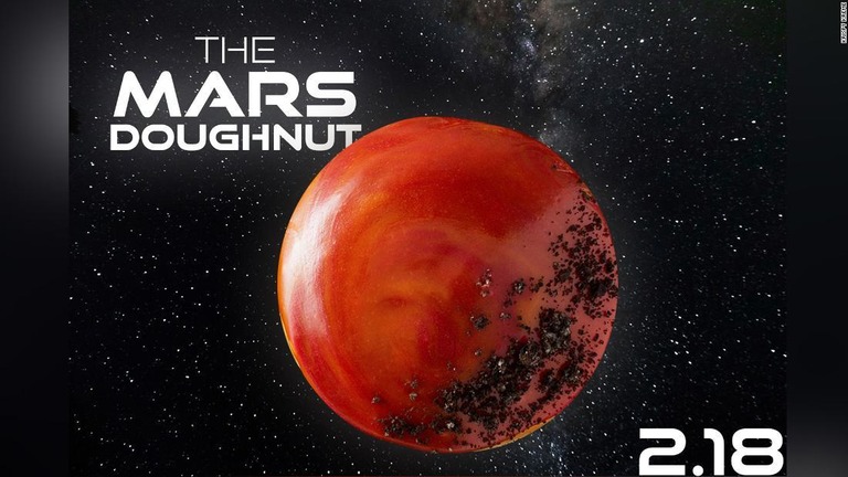 クリスピー・クリーム・ドーナツが米航空宇宙局（ＮＡＳＡ）の火星探査車の着陸予定に合わせ、特製の「火星ドーナツ」を限定販売する


/Krispy Kreme