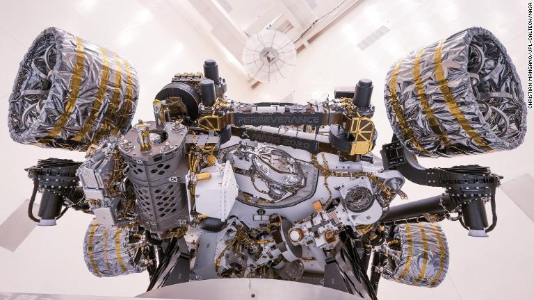 探査車の試験の様子＝２０２０年４月、ケネディ宇宙センター/Christian Mangano/JPL-Caltech/NASA