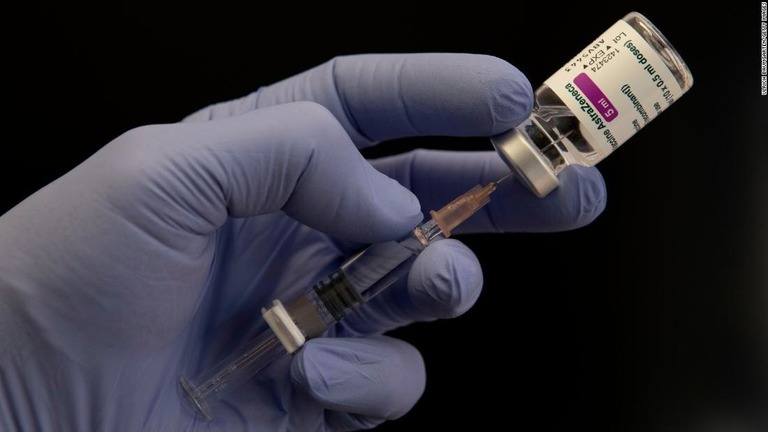アストラゼネカ製ワクチン＝２３日、ドイツ・ボン/Ulrich Baumgarten/Getty Images