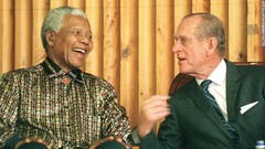南アフリカのネルソン・マンデラ元大統領と＝２０００年１１月