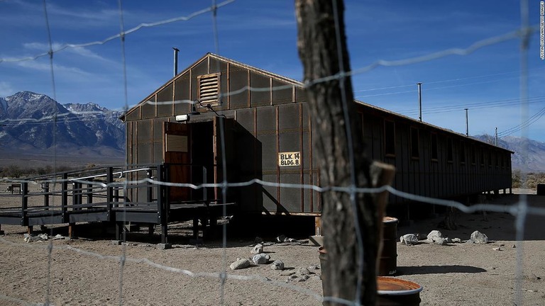 米カリフォルニア州マンザナー国定史跡では日系米国人強制収容所のバラックが復元されている/Justin Sullivan/Getty Images