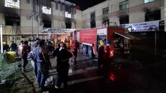 酸素タンク爆発で火災、１９人死亡　イラク首都の病院