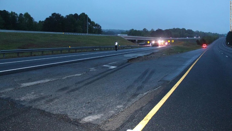 米ジョージア州グイネット郡の州間高速道路で乗用バンの事故が起き、６人が死亡した/Gwinnett County Police Department