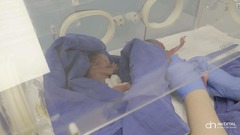 モロッコで生まれた９つ子、今後待ち受ける戦いを病院が説明