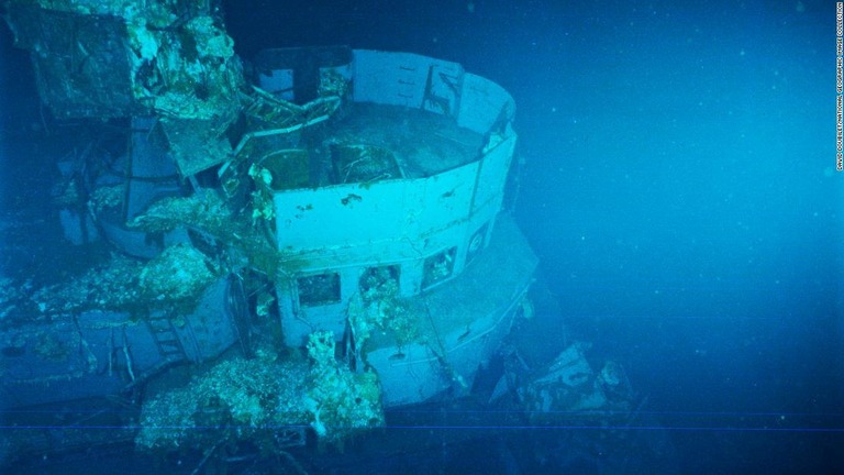 １９９８年、バラードさんらは空母ヨークタウンの残骸を発見した。沈没から５６年後のことだった/David Doubilet/National Geographic Image Collection