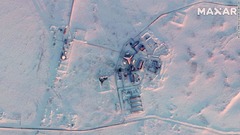 ロシア、北極圏で大幅な軍備増強　衛星画像から見る
