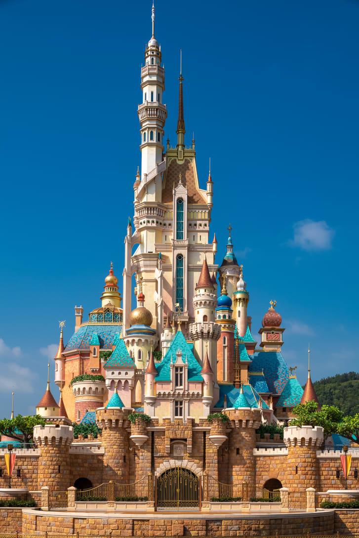 新しい城「キャッスル・オブ・マジカル・ドリーム」/Courtesy Hong Kong Disneyland Resort