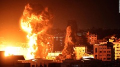 イスラエル軍、ハマスのトンネル爆撃　エジプトとカタールが停戦仲介も停滞