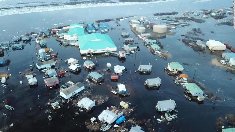 米アラスカ州バックランドが洪水に見舞われ、緊急事態宣言が出された/Governor Mike Dunleavy/Twitter