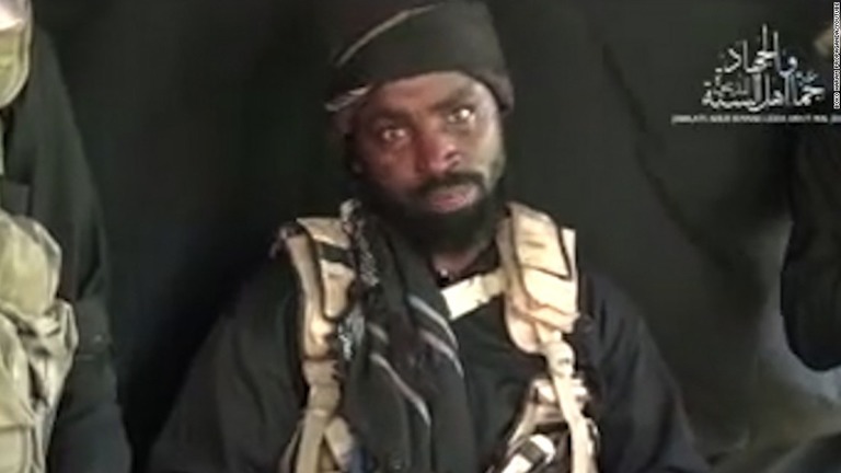 イスラム過激派「ボコ・ハラム」のアブバカル・シェカウ指導者が敵対勢力に捕捉されるのを避けるため自爆死したとの情報が流れている/Boko Haram Propaganda/Youtube