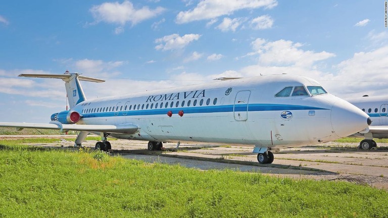 ルーマニア元独裁者の専用旅客機が競売に出品される/Courtesy Artmark