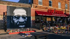 ジョージ・フロイドさん死亡から１年、遺族が大統領と面会　各地で追悼イベント