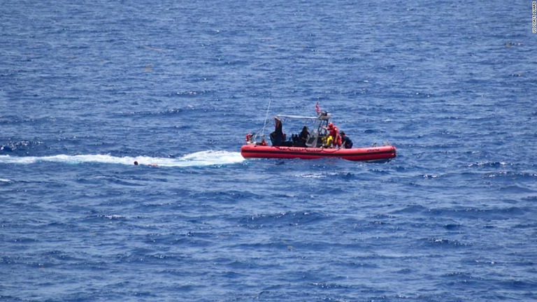 キューバ人を乗せたボートの転覆事故で、米沿岸警備隊は行方不明になっていた１０人の捜索を打ち切ったと発表した/US Coast Guard