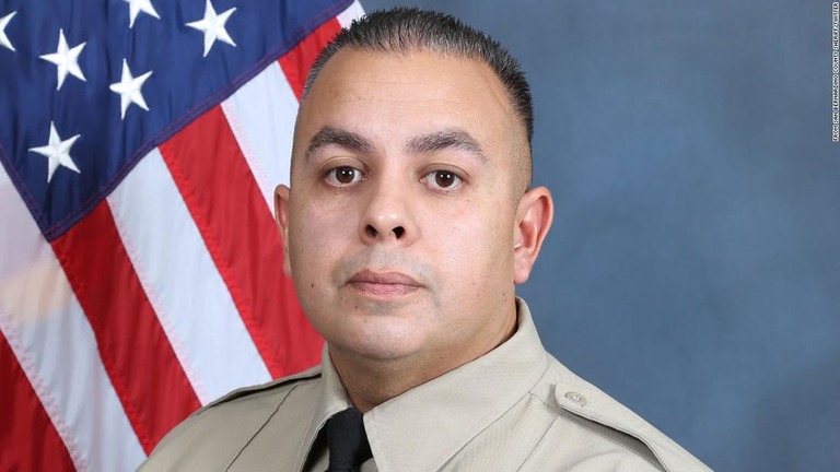 ドミニク・バカ巡査部長が職務中に銃撃を受けて死亡した/From San Bernardino County Sheriff/Twitter