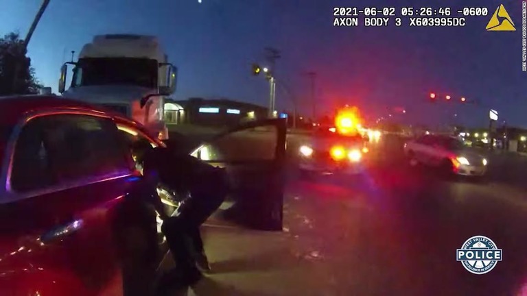 米ユタ州のウエストバレーシティー警察が警官のボディーカメラの映像を公開した/West Valley City Police Department