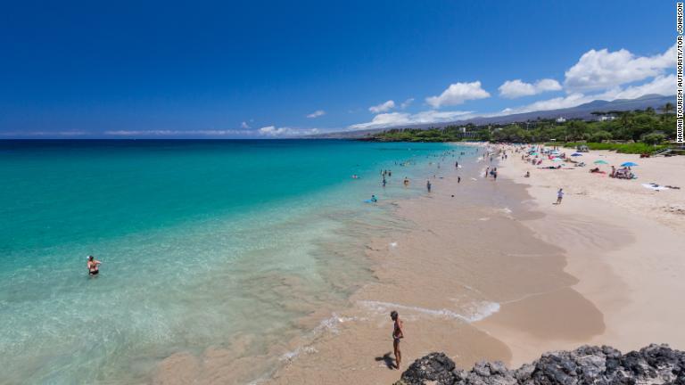 １位：ハワイ島の「ハプナビーチ州立公園」/Hawaii Tourism Authority/Tor Johnson