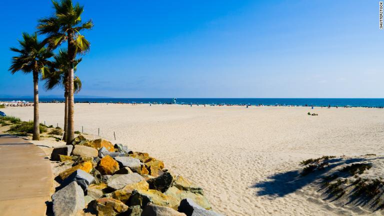 ８位：「これぞ南カリフォルニア」といった景色に出会える「コロナド・ビーチ」/Shutterstock