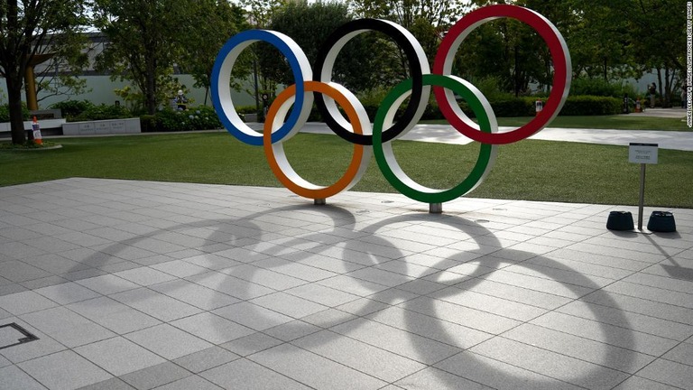 東京五輪・パラリンピックをめぐり、専門家から公衆衛生の観点からの報道を求める声が出ている/Jinhee Lee/SOPA Images/LightRocket/Getty Images