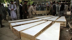 ＩＳＩＳ、アフガンで地雷除去の１０人殺害　タリバーン救助