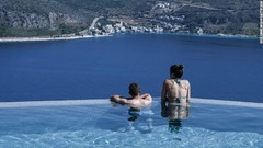 ギリシャではすべての外国人観光客が隔離措置などなしで入国できる