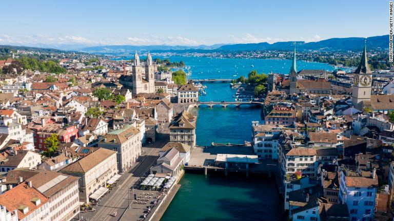 ５位はチューリヒ（スイス）。スイスはトップ１０に３都市入っている/Christian Ender/Getty Images