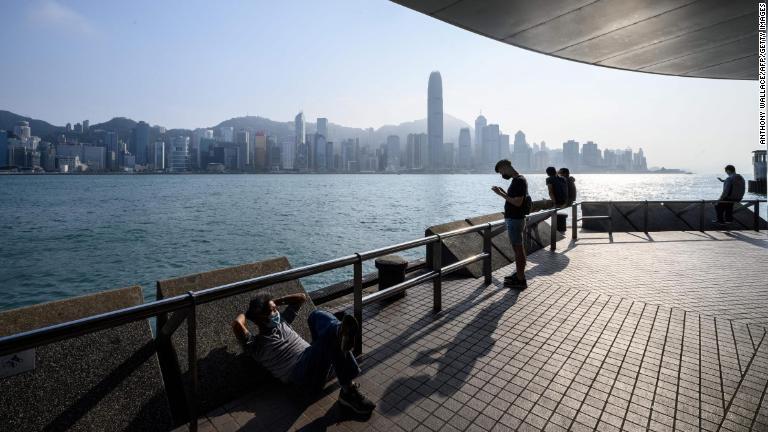 ２位は香港（中国）。昨年の１位から１つ順位を下げた
/Anthony Wallace/AFP/Getty Images