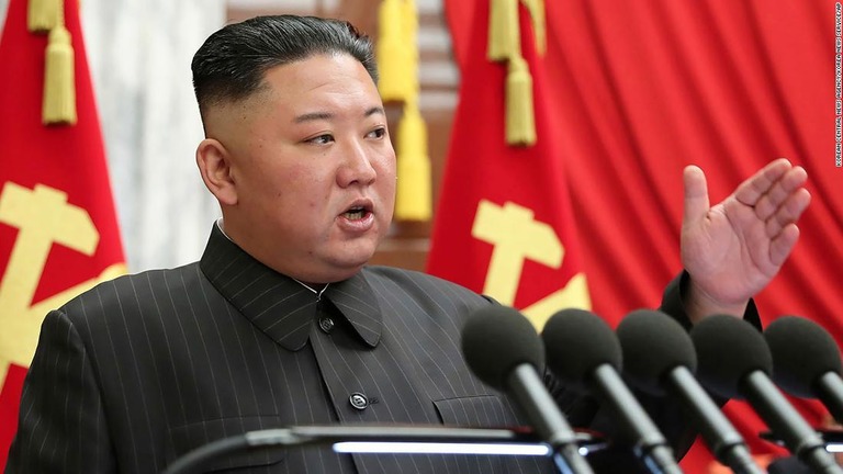 金正恩氏がコロナ対策の職務怠慢を理由に党幹部を更迭したという/Korean Central News Agency/Korea News Service/AP