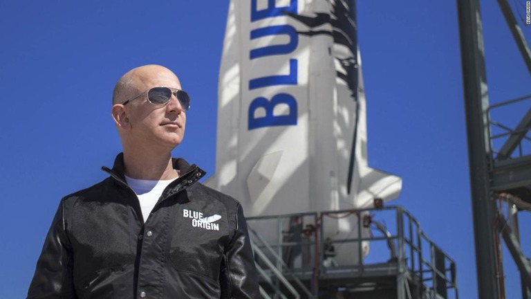 ジェフ・ベゾス氏の宇宙開発企業ブルーオリジン初の有人宇宙船「ニューシェパード」は今月２０日に打ち上げ予定/Blue Origin