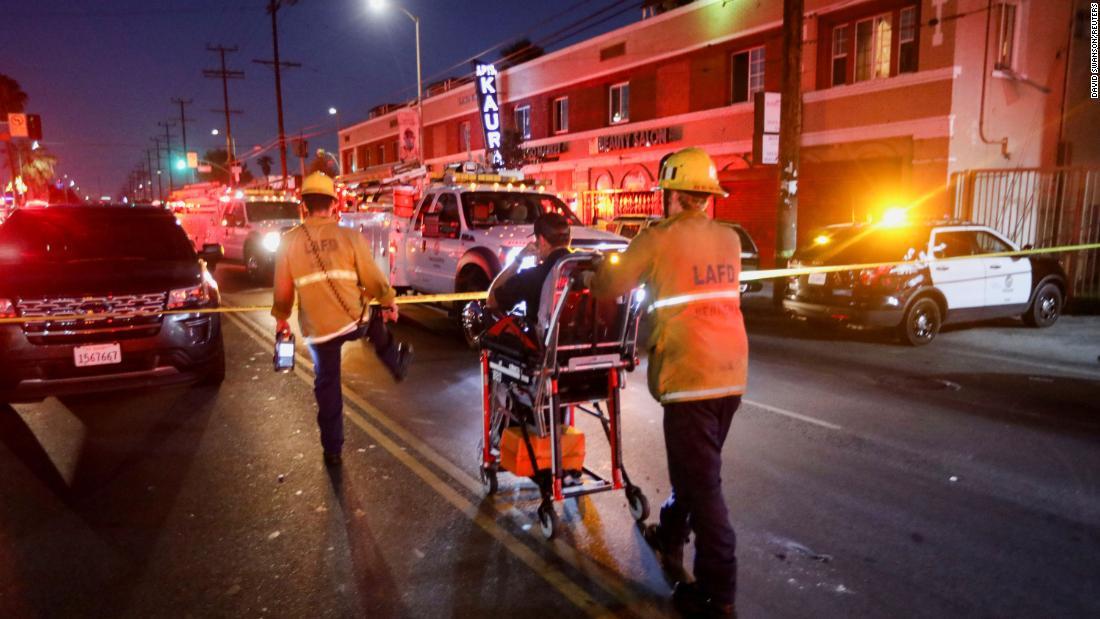 警官と民間人合わせて17人が負傷した/David Swanson/Reuters