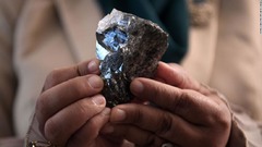 １１７４カラットのダイヤ原石、ボツワナで発見 史上３番目の大きさか