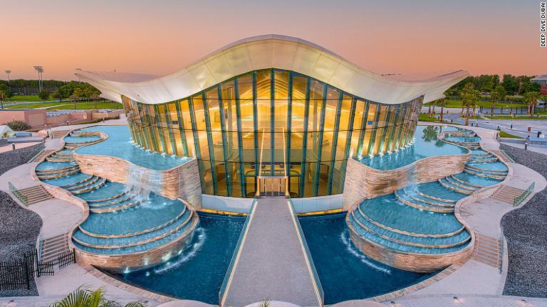 今のところ招待客のみを受け入れているが、年内に一般客にも開放される見通しだ/Deep Dive Dubai